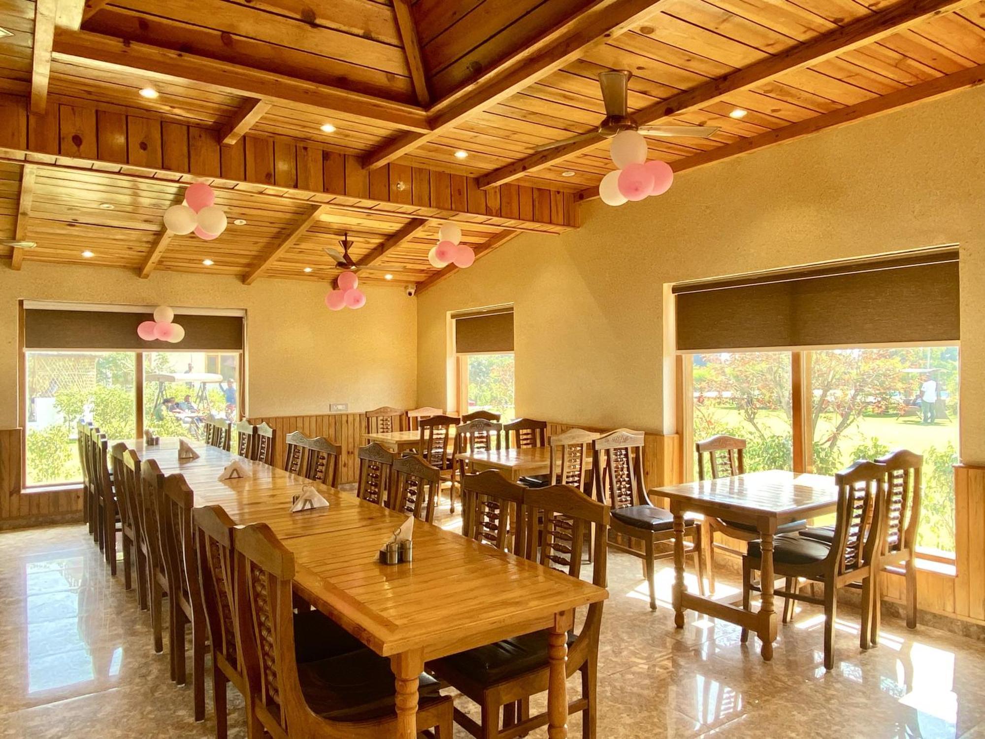 Corbett Bungalow , Jim Corbett Ramnagar  Zewnętrze zdjęcie